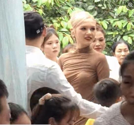 Xoài Non, quê Xoài Non, nhan sắc Xoài Non