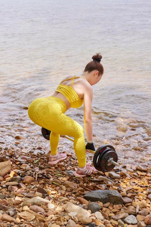 diễn viên Chi Bảo, sao Việt