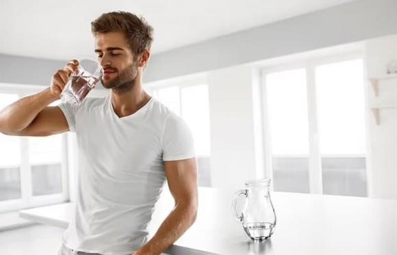 uống nước, cách uống nước, uống bao nhiêu lít nước mỗi ngày