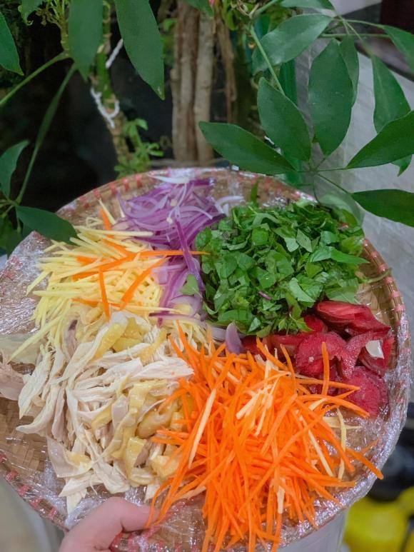 gỏi gà, gỏi gà và mận, món ngon 
