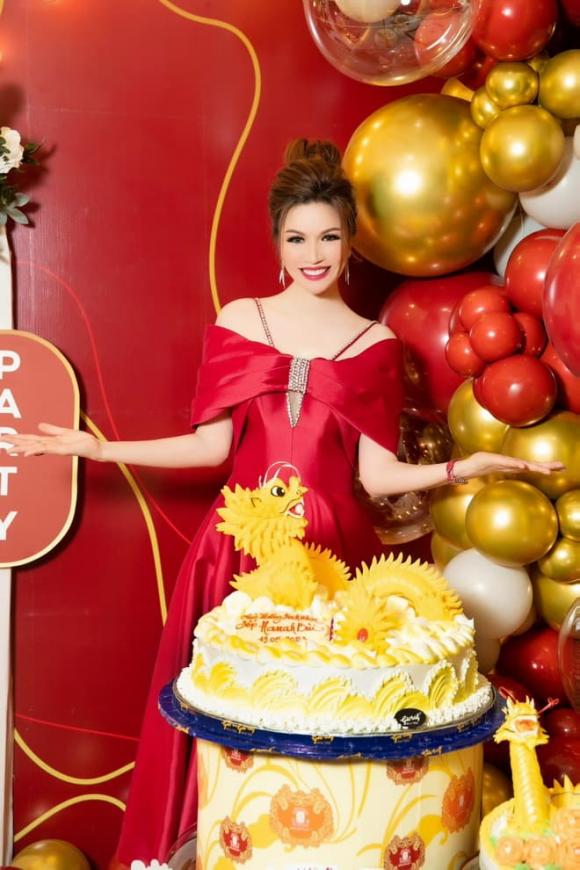 hoa-hau-bui-thi-ha-225 (1).jpg 0 Hoa hậu Bùi Thị Hà, sao việt