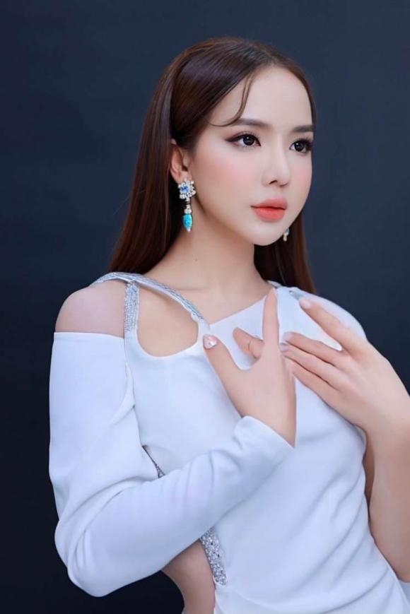 Hot girl chuyến giới trần đoàn,người đẹp chuyển giới trần đoàn,hot girl việt