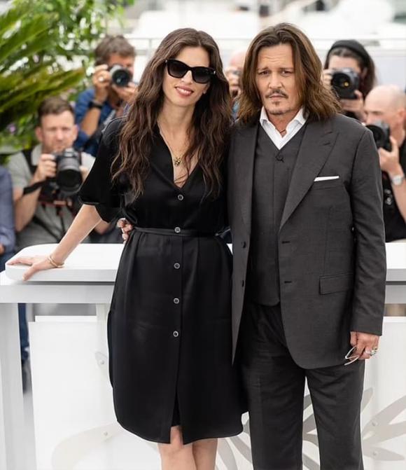 Johnny Depp, Liên hoan phim Cannes lần thứ 76, Jeanne Du Barry, Lily-Rose Depp, bộ phim “The Idol” của HBO gây tranh cãi 