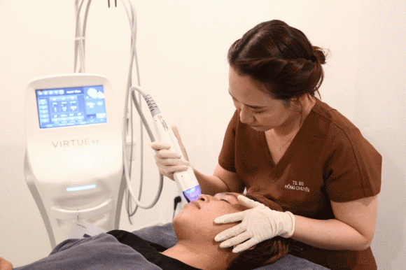 Hồng Chuyên Clinic, tái tạo da, Virtue RF, Điều trị da