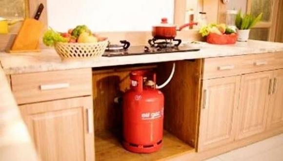 Đặt bình gas ngay dưới bếp rất dễ gây cháy nổ, vậy nên đặt bình gas như thế nào cho đúng?