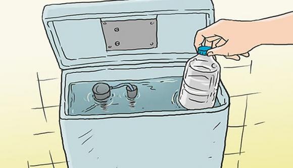 Phải làm gì nếu nước bồn cầu xả yếu? Hóa ra có cách khắc phục cực đơn giản không cần gọi thợ