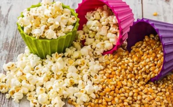 Tại sao nhiều người vẫn ăn bắp rang bơ ở rạp chiếu phim, mặc dù chúng từng bị cấm