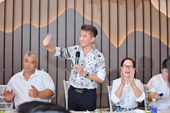 Đàm Vĩnh Hưng, hội bạn Đàm Vĩnh Hưng, sao việt 