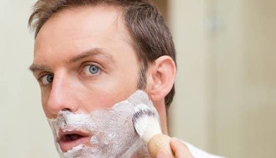 cạo râu, cạo râu liên quan gì đến tuổi thọ, lưu ý khi cạo râu