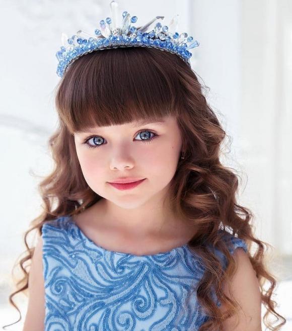 Cô bé xinh đẹp nhất thế giới, Anastasiya Knyazeva, bé gái xinh xắn 