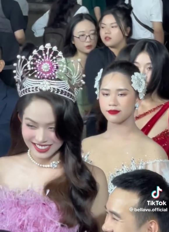 thanh thủy, bella vũ, sao việt 