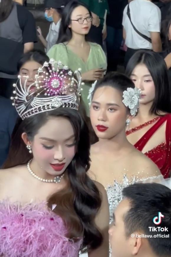 thanh thủy, bella vũ, sao việt 