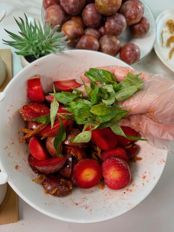 quả mận, mận lắc bò khô, công thức làm mận lắc bò khô