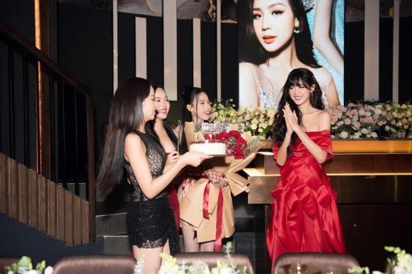 lê nguyễn bảo ngọc, sao việt 