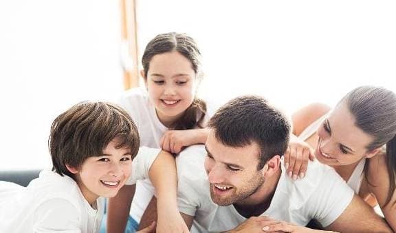 Sự khác biệt giữa gia đình có một con và gia đình hai con, nên sinh mấy con, có nên sinh một con