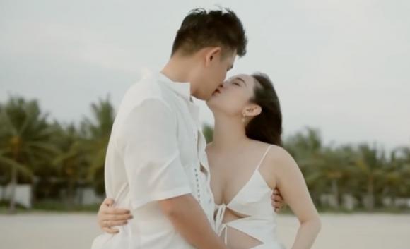 ca sĩ Minh Hằng, diễn viên Minh Hằng, sao Việt