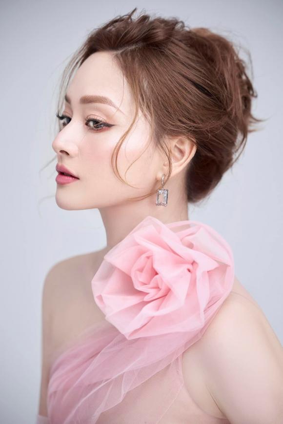 Tin sao việt,tin sao việt mới nhất,tin sao việt hot nhất,tin sao việt tháng 6
