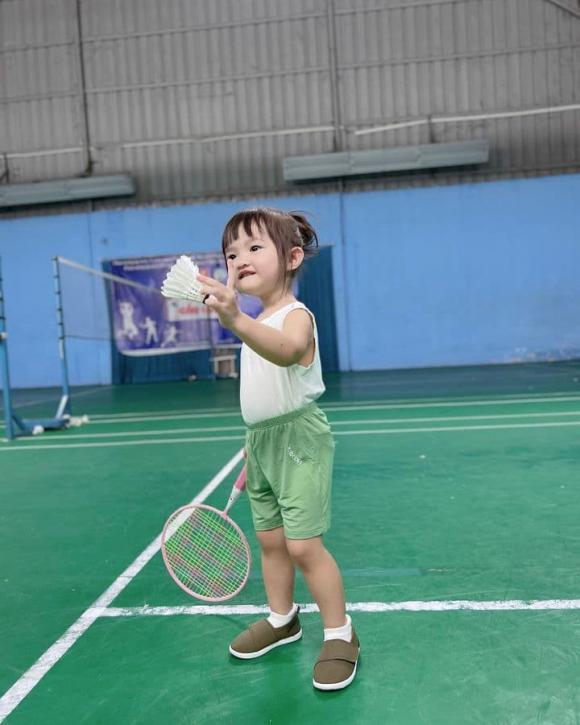 đông nhi, sao việt 