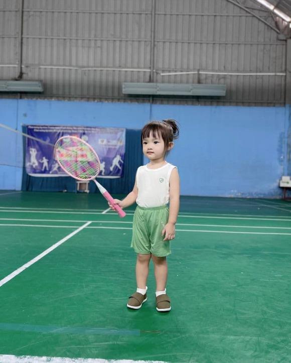 đông nhi, sao việt 