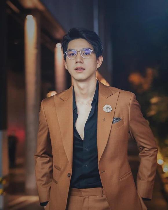 Bright Norraphat, sao việt