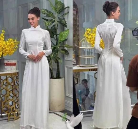 Thủ môn bùi tiến dũng,vợ tây của bùi tiến dũng,cầu thủ việt