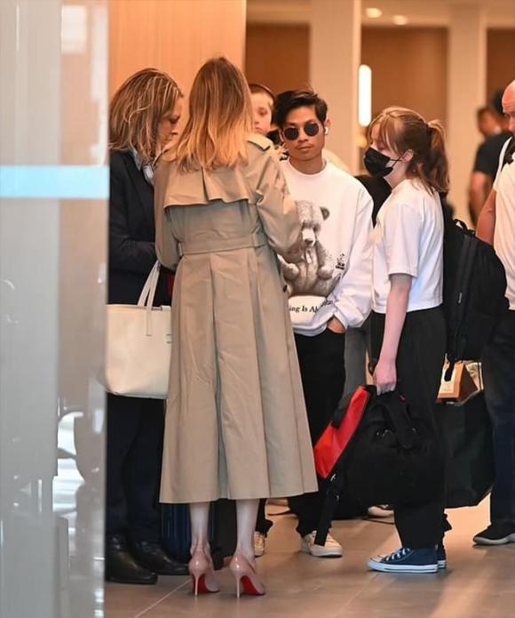 Angelina Jolie, Pax Thien Jolie-Pitt, Zahara, Shiloh, Vivienne, sao Hollywood