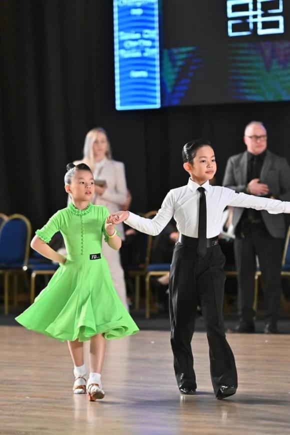 kiện tướng dancesport Khánh Thi,vu cong phan hien,sao Việt