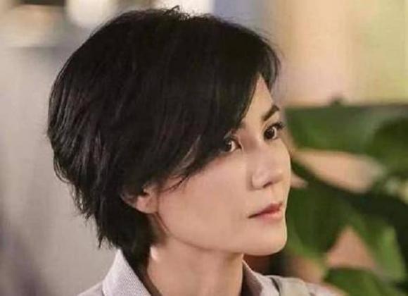 Vương Phi, Đậu Duy, Tạ Đình Phong