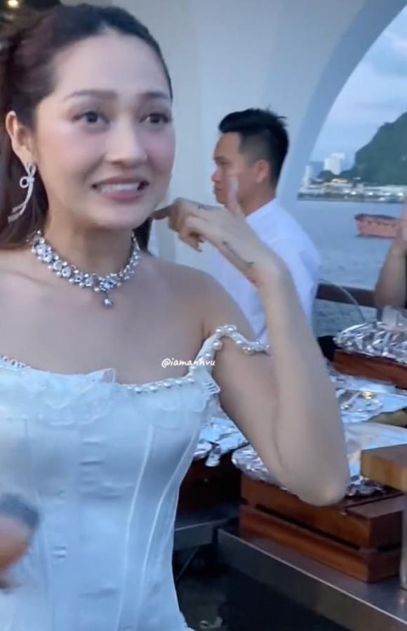 ca sĩ Bảo Anh,sao Việt