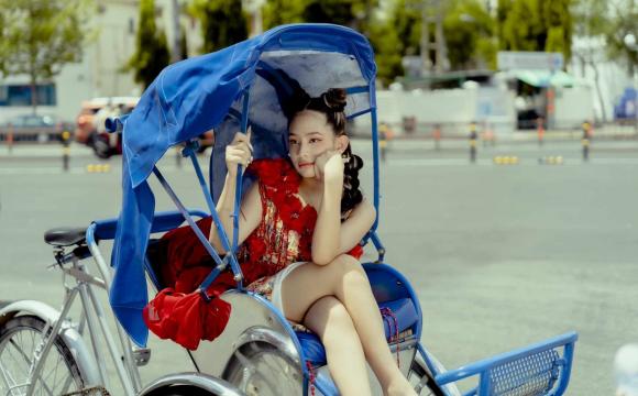 mau-nhi-bao-chau-57 (1).jpg 1 Người mẫu nhí Bảo Châu, minh tinh đi chợ, giới trẻ, NTK Huỳnh Thức