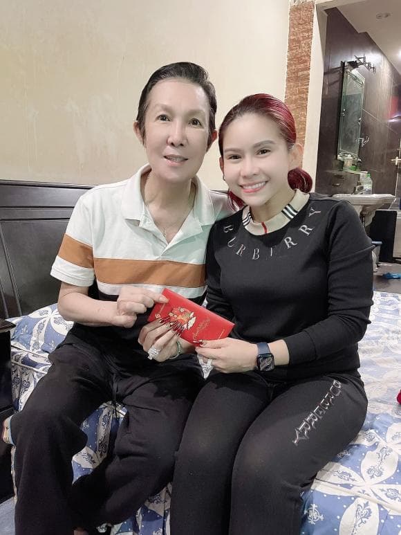 NSƯT Vũ Linh, con gái nuôi Vũ Linh, sao Việt