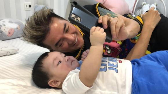 ca sĩ đàm vĩnh hưng,nam ca sĩ Đàm Vĩnh Hưng,sao Việt