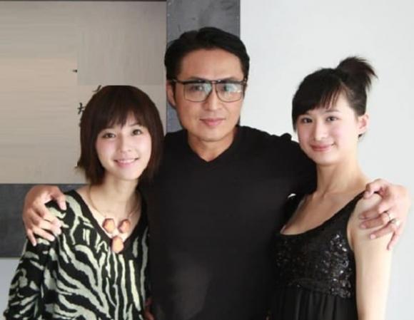 sao hoa ngữ, trâu gài gặm cỏ non, tạ hiền