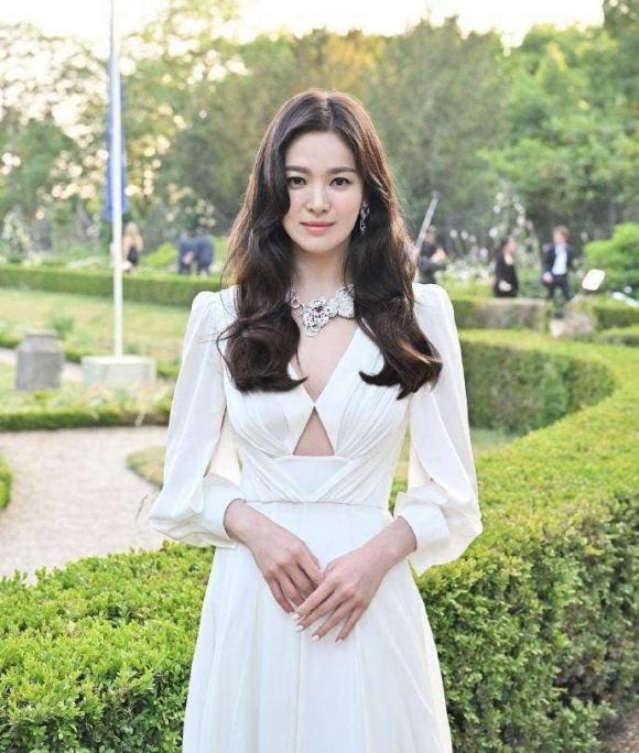 Song Hye Kyo , sao Hàn, thời trang sao