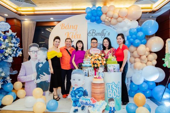 ca sĩ Bằng Kiều, sao Việt