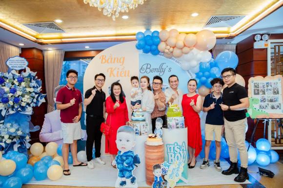 ca sĩ Bằng Kiều, sao Việt