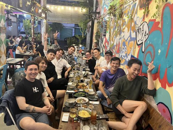 người mẫu Trang Trần, sao Việt