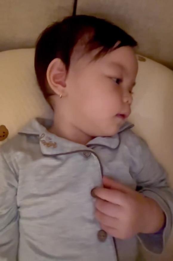ca sĩ Phạm Quỳnh Anh, sao Việt