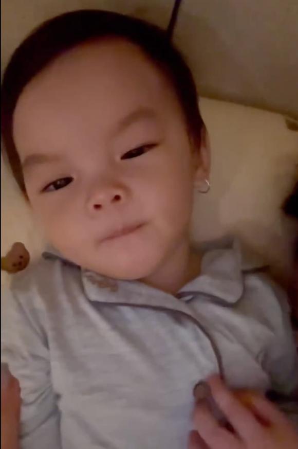 ca sĩ Phạm Quỳnh Anh, sao Việt