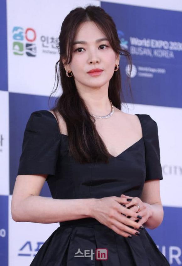 Blue Dragon Series Awards, Song Hye Kyo, sao Hàn
