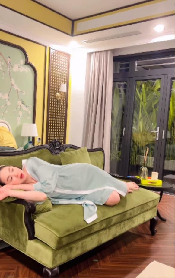 ca sĩ Minh Hằng, sao Việt
