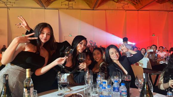 ca-si-dan-kim-227 (1).jpg 9 Đan Kim, sao việt