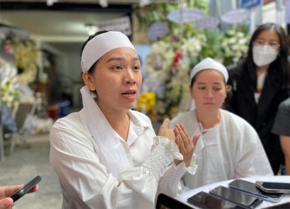 Hồng Phượng, Hồng Loan, NSƯT Vũ Linh, sao Việt