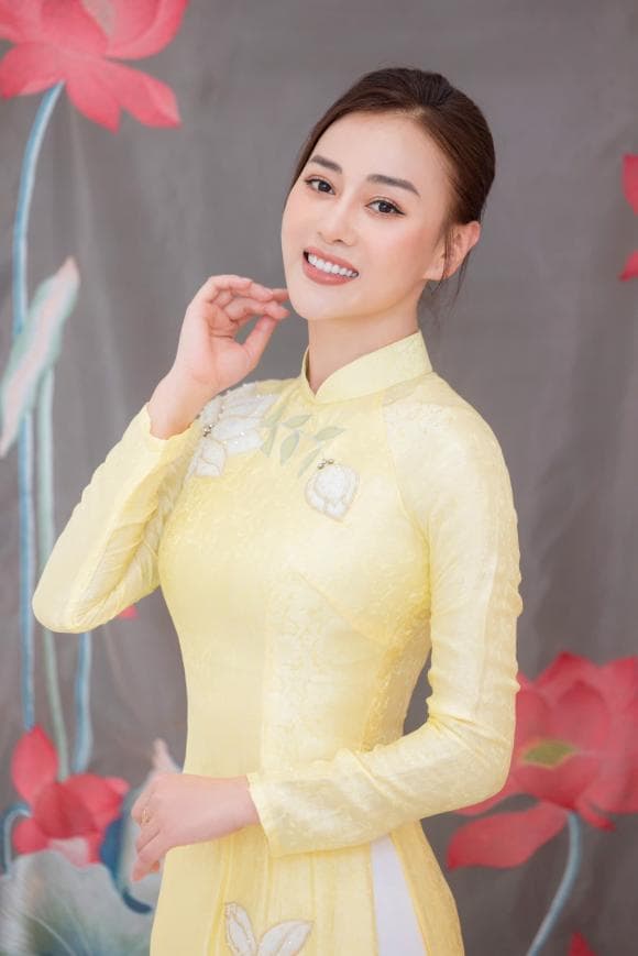 Phương oanh,shark bình,đám hỏi phương oanh,sao việt