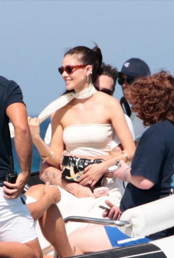 Con dâu Beckham, Brooklyn, Con trai cả của Beckham