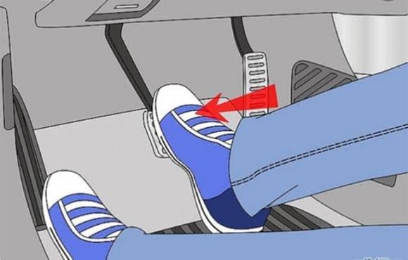 phụ nữ lái ô tô, phụ nữ lái xe gây tai nạn, kiến thức 