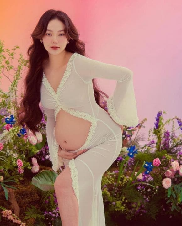 minh hằng, sao việt, gia đình văn hóa 