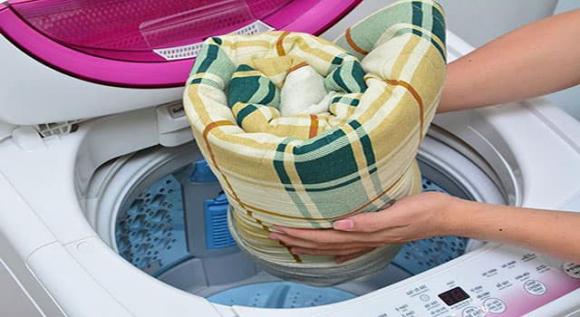 Chăn ga gối đệm cần được giặt với tần suất như thế nào mới là đúng nhất? Giặt quá thường xuyên liệu có thực sự tốt?