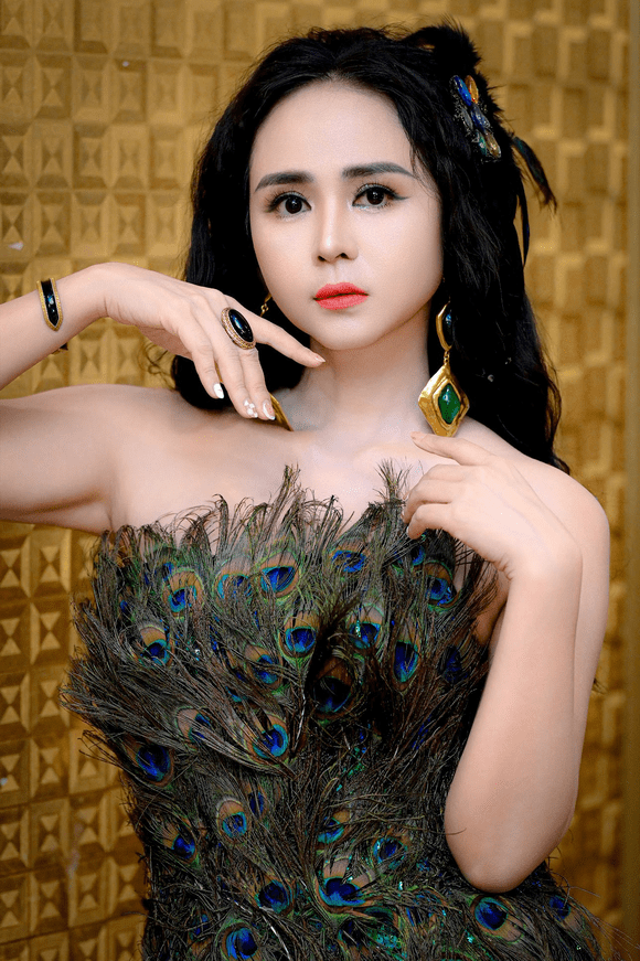 Nữ hoàng hoa hồng Bùi Thanh Hương, Happy Women Leader Network