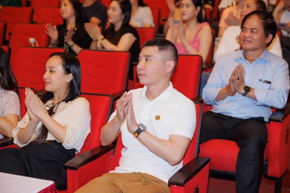 Công Lý, ảnh mới Công Lý, Công Lý đột quỵ, sao việt 
